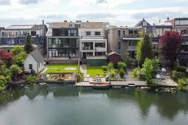 Hoekwoning te koop: Peulenstraat 210, Centrum Hardinxveld-Giessendam