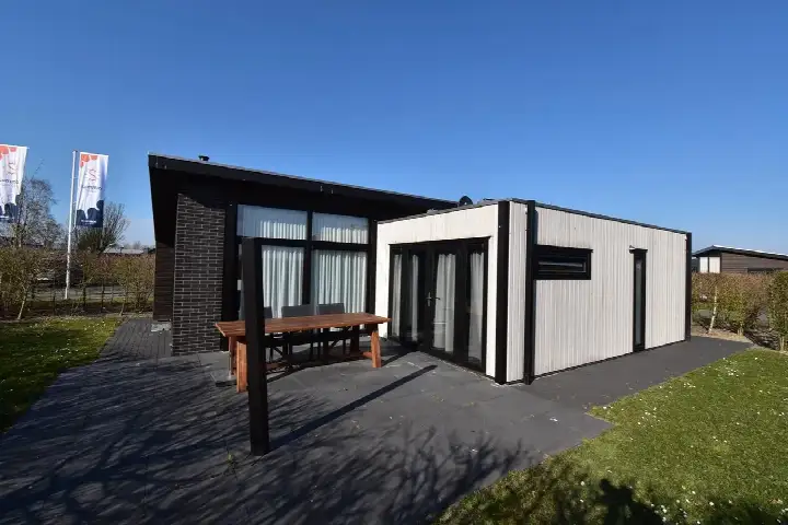 Vrijstaande woning te koop: Peuterdijk 50-77, Herkingen buitengebied Herkingen