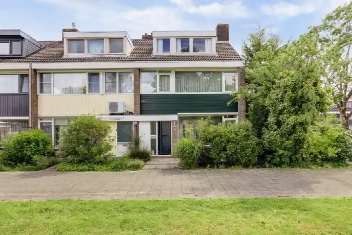 Corner house for sale: Philip Vingboonsstraat 21, Het Lage Land Rotterdam