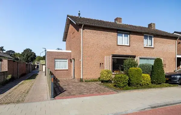 Semi-detached for sale: Piet Heinstraat 2, Boschweg Zuidwest Schijndel