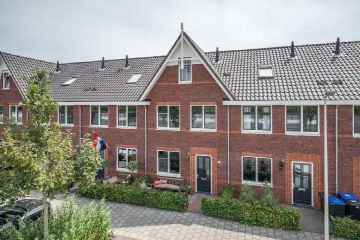 Terraced house for sale: Piet Kramerzoom 59, Boterdorpse Zoom Bergschenhoek