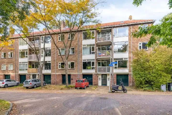 Apartment for sale: Pieter Jelles Troelstralaan 53C, Staatsliedenbuurt-West Amersfoort
