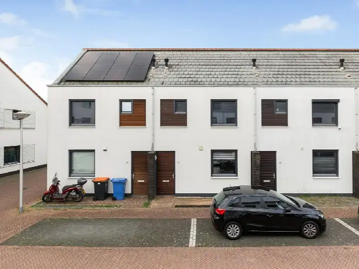 Tussenwoning te koop: Pieter van Bleyswijkstraat 20, Hogenkamp Zwolle