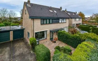 Tussenwoning te koop: Pieter de Hooghlaan 32, Horn- en Kuijerpolder Nederhorst Den Berg