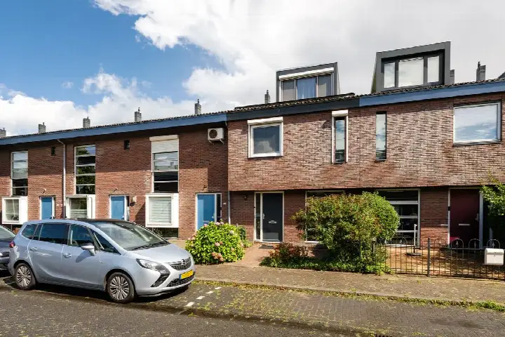 Tussenwoning te koop: Pijlkruid 32, Veldhuizen De Meern