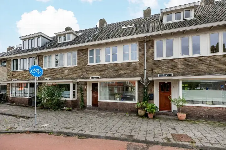 Tussenwoning te koop: Pijlslaan 69, Natuurkundigenbuurt-oost Haarlem