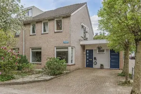 Twee-onder-één-kap te koop: Pijlstaart 2, Zittert Grave
