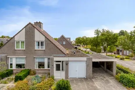 Hoekwoning te koop: Pinksterbloem 11, Hapert Oost Hapert