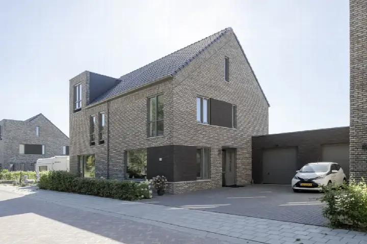 Terraced house for sale: Pinksterbloem 66, Buitengebied Stroe Stroe