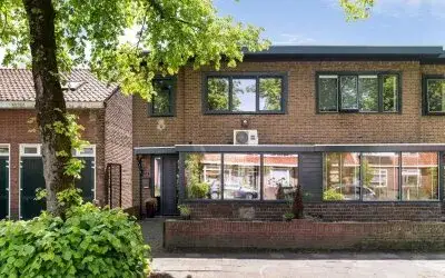 Hoekwoning te koop: Pioenstraat 18, Oldegalileën Leeuwarden