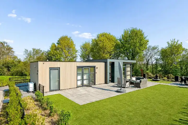 Vrijstaande woning te koop: Pipeluurseweg 8-121, Verspreide huizen Olburgen en Rha Olburgen