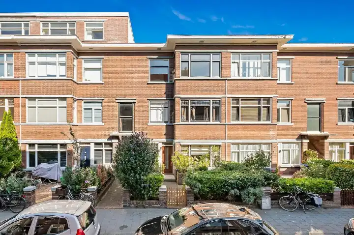 Apartment for sale: Pippelingstraat 95, Eykenduinen 'S-Gravenhage