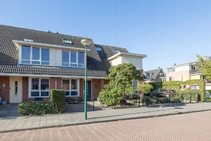 Terraced house for sale: Piramide 21, Rade, Oranjebuurt, Munniksveen en omgeving Kortenhoef