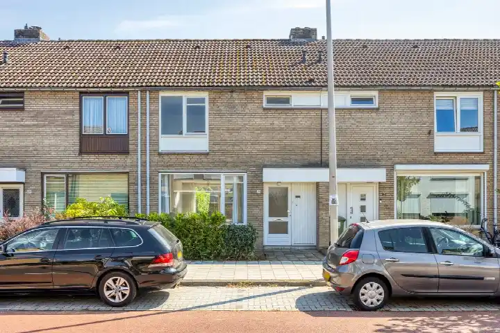 Terraced house for sale: Planetenhof 71, Daalhof Maastricht