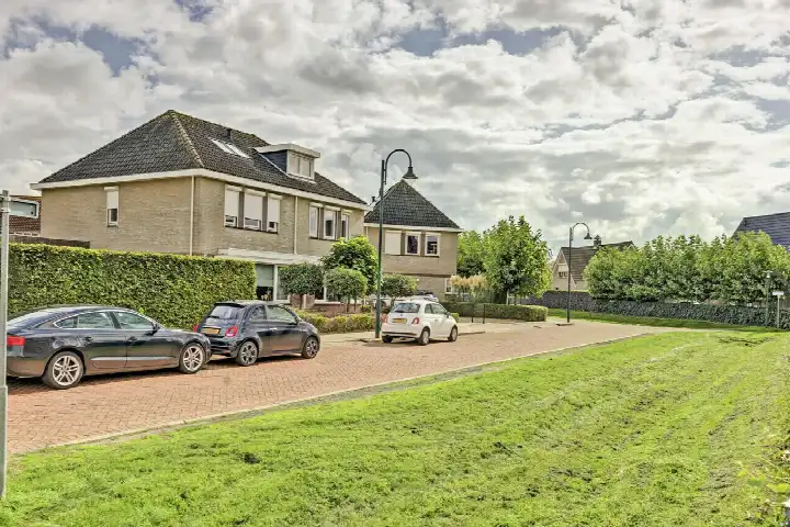 Tussenwoning te koop: Plataanstraat 34, Sint Philipsland Sint Philipsland