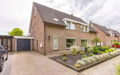 Terraced house for sale: Platanenhage 40, De Hagen Stadskanaal