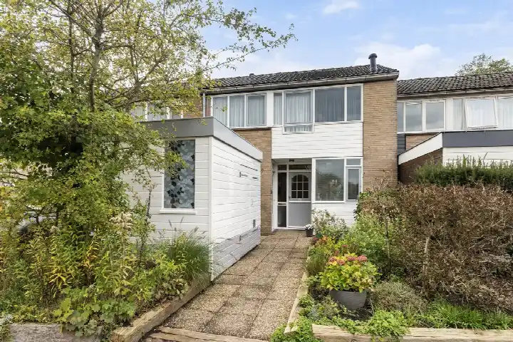 Terraced house for sale: Platohôf 25, Stiens Stiens