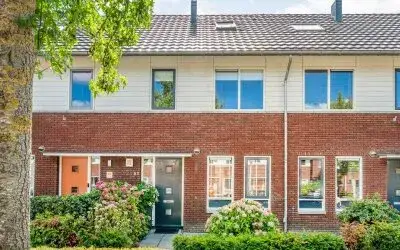 Tussenwoning te koop: Plattenborgstraat 53, Werkeren Zwolle