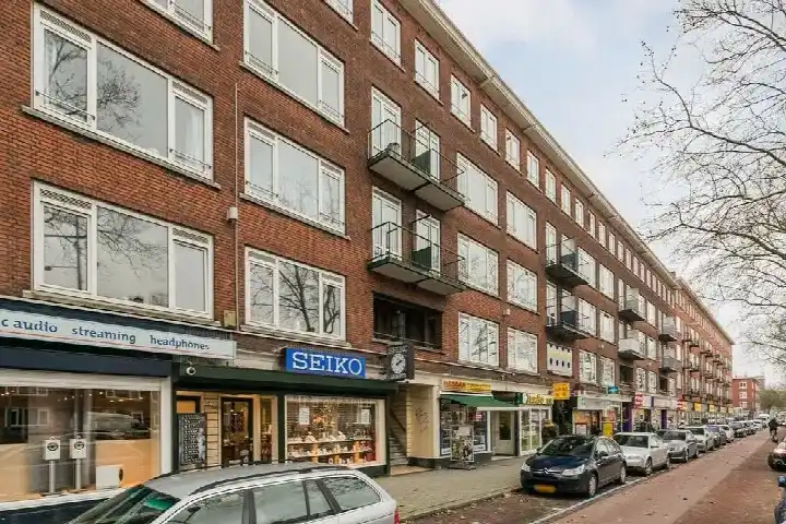 Apartment for rent: Pleinweg 142C, Carnisse Rotterdam