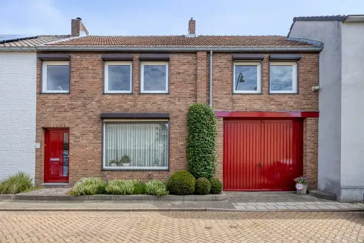 Terraced house for sale: Pletzersstraat 35, Wolder Maastricht