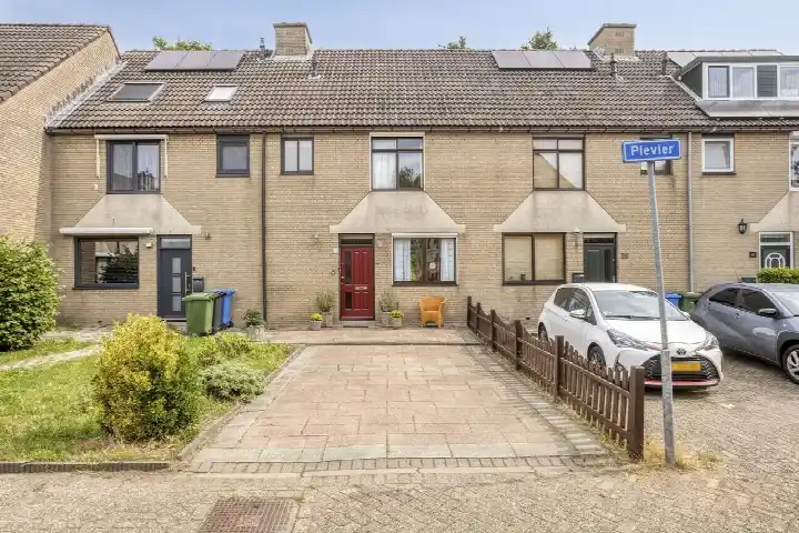 Tussenwoning te koop: Plevier 37, Hoogvliet Zuid Hoogvliet Rotterdam
