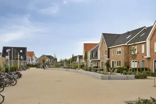 Tussenwoning te koop: Ploegerf 6, Bentwoud Benthuizen