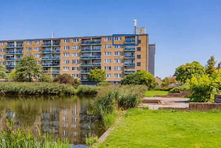 Appartement te koop: Plutostraat 180, Planetenbuurt-Zuid Alphen Aan Den Rijn