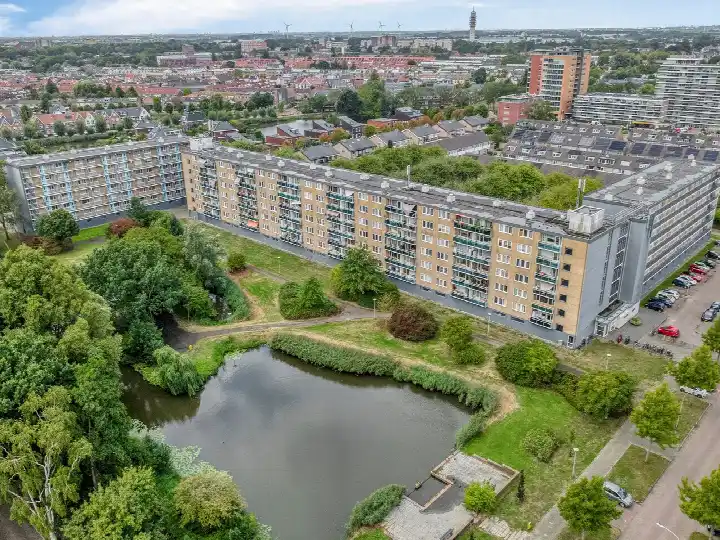 Appartement te koop: Plutostraat 260, Planetenbuurt-Zuid Alphen Aan Den Rijn