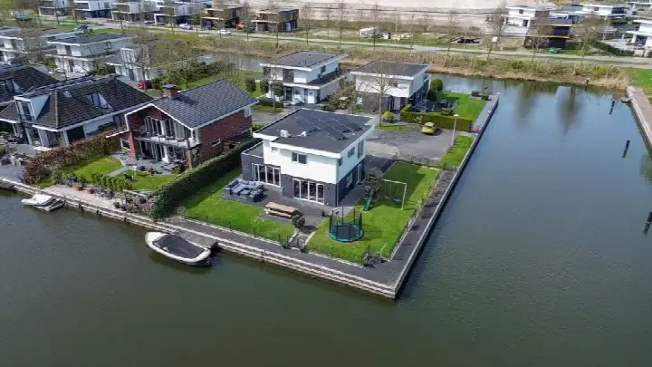 Vrijstaande woning te koop: Pluvierenweg 9-252, Knardijkgebied Zeewolde