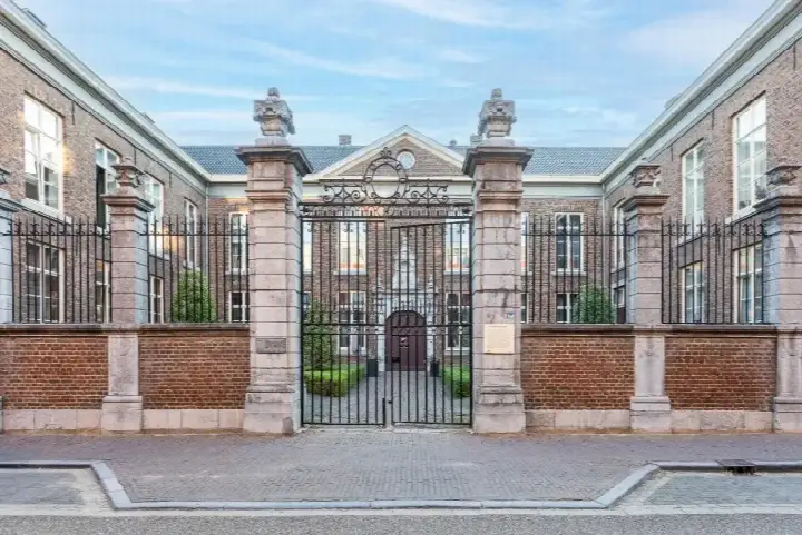 Appartement te koop: Pollartstraat 1, Binnenstad Roermond