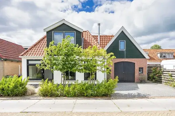 Vrijstaande woning te koop: Polle 26, Arum Arum