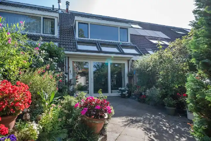 Tussenwoning te koop: Pollux 50, Sterrenbuurt Berkel En Rodenrijs