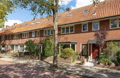 Tussenwoning te koop: Polluxstraat 40, Astronomische Buurt Hilversum