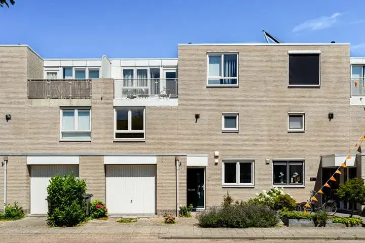 Tussenwoning te koop: Ponyweide 33, Seghwaert-Noord-Oost Zoetermeer