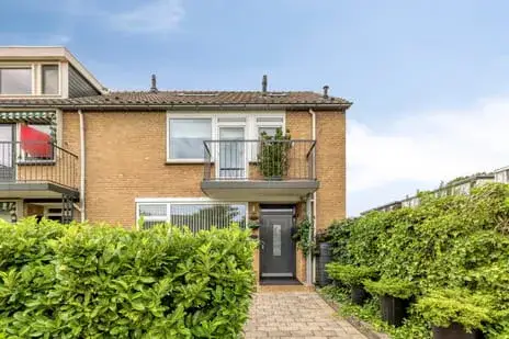 Hoekwoning te koop: Poolsterhof 1, Sterrenburg 1-Oost Dordrecht