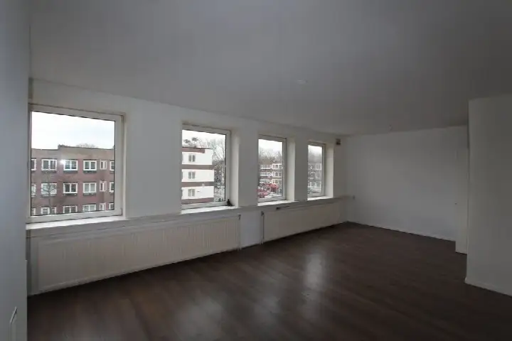 Apartment for rent: Postjesweg 102-3, Columbusplein e.o. Amsterdam