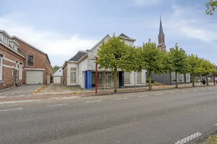 Detached house for sale: Poststraat 27, Stadskanaal Centrum Stadskanaal