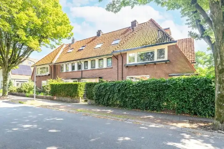 Tussenwoning te huur: Potgieterlaan 5A, Schrijverskwartier Hilversum