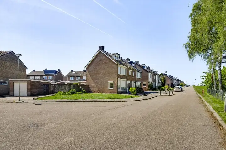 Twee-onder-één-kap te koop: Potterstraat 45, Spaubeek Spaubeek