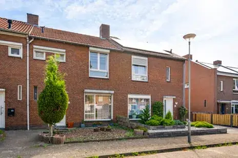 Tussenwoning te koop: Pr. Beatrixstraat 38, Molenveld Horst