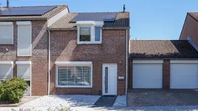 Tussenwoning te koop: Prem 13, Mijnbuurt Landgraaf
