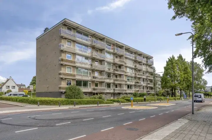Appartement te koop: President Kennedylaan 197, Velp-Zuid beneden spoorlijn Velp