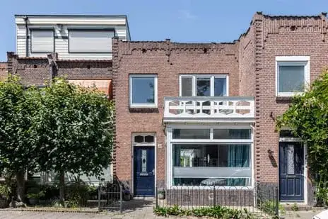 Tussenwoning te koop: President Steijnstraat 20, Nelson Mandelabuurt Haarlem