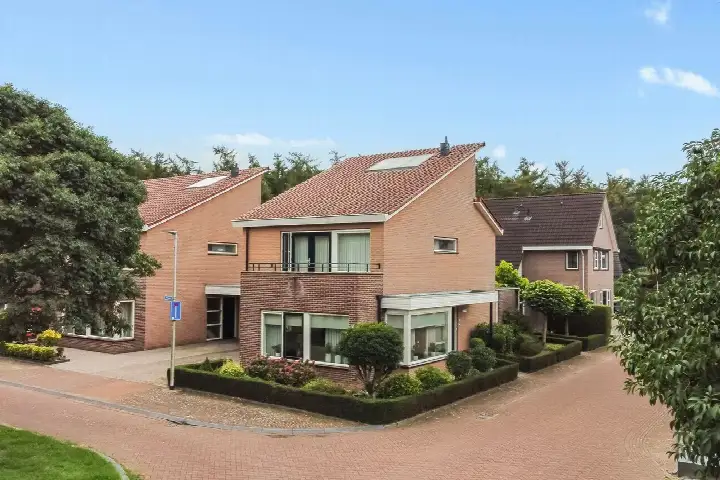 Corner house for sale: Priëel 17, Nijrees Almelo
