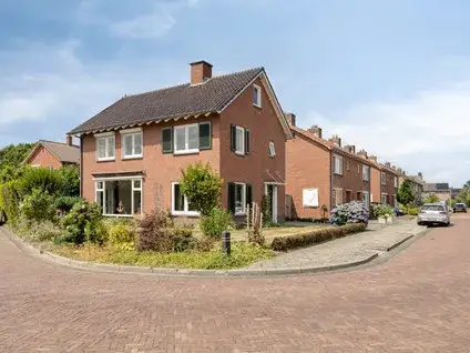 Vrijstaande woning te koop: Prins Bernhardlaan 18, Enter-Zuidwest Enter