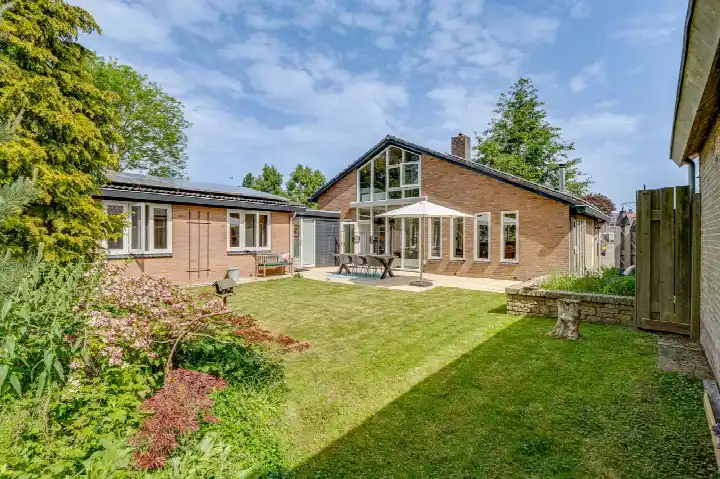Twee-onder-één-kap te koop: Prins Bernhardstraat 12, Broek op Langedijk kern Broek Op Langedijk