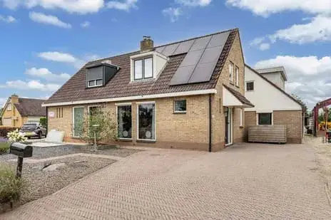 Semi-detached for sale: Prins Frederikstraat 24, Willemsoord Willemsoord