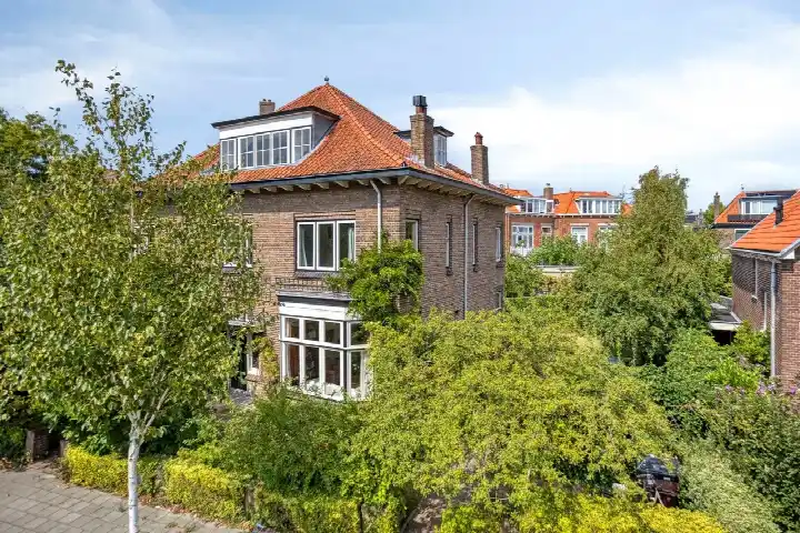 Semi-detached for sale: Prins Hendriklaan 11, Oranje Nassau Oegstgeest