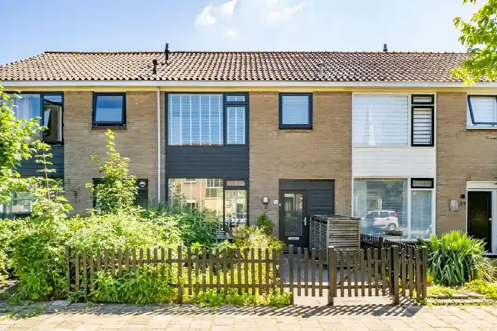 Tussenwoning te koop: Prins Mauritslaan 32, Werkhoven Werkhoven
