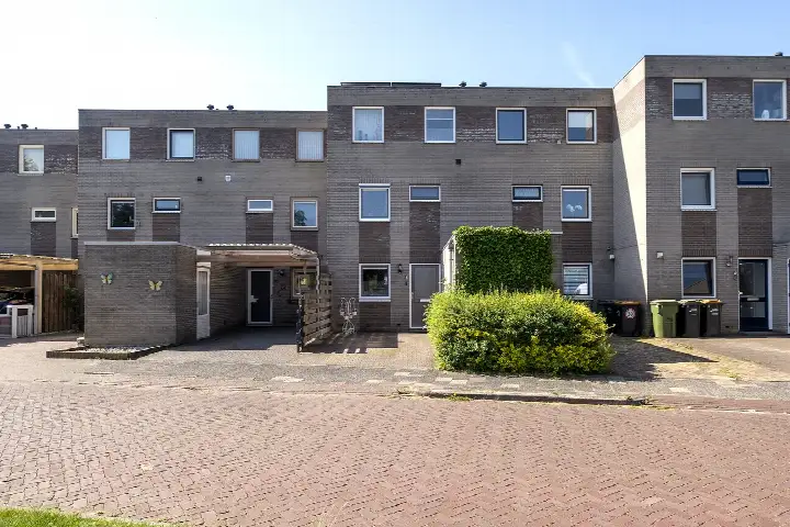 Terraced house for sale: Prins mauritsplein 46, Noord Hoogeveen